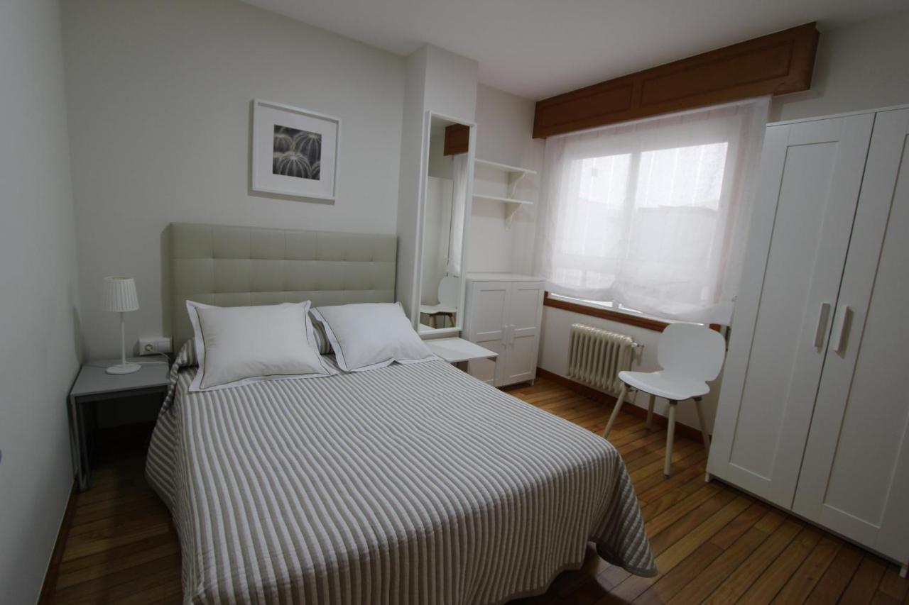 Vivienda Uso Turistico Espineira Apartment ซานติอาโก เด กอมโปสเตลา ภายนอก รูปภาพ