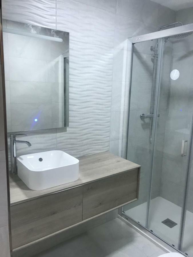 Vivienda Uso Turistico Espineira Apartment ซานติอาโก เด กอมโปสเตลา ภายนอก รูปภาพ